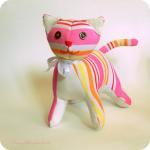 Lovely stiped kitten soft t..
